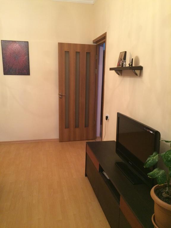 Apartment On Hanrapetutyan Street Erivan Exterior foto