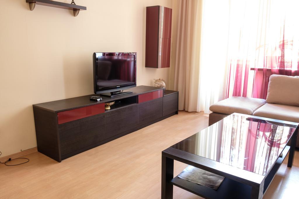 Apartment On Hanrapetutyan Street Erivan Exterior foto